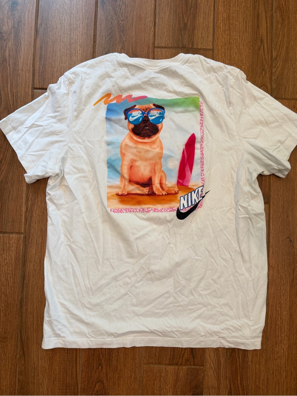 Nike White Short Sleeve Tee with Pug Surf Graphic / menโs xl